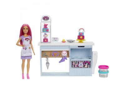 Mattel Barbie - Νέο Ζαχαροπλαστείο Playset Με Κούκλα, Ροζ Μαλλιά, Σταθμός Αρτοποιίας HGB73