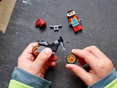 Lego City: Fire Stunt Bike 60311 Lego City: Fire Stunt Bike 60311