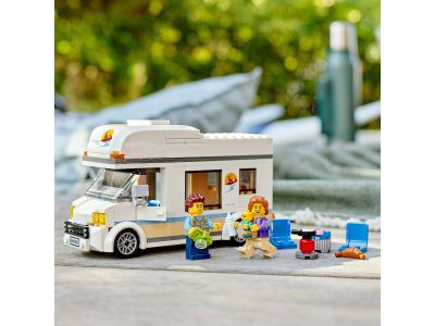 Lego City Holiday Camper Van 60283