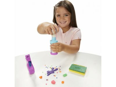 Hasbro Play-Doh Zoom Vacuum And Clean-Up Toy With 5 Colours F3642