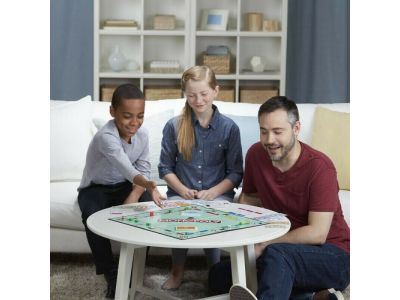 Hasbro Επιτραπέζιο Παιχνίδι Διασκέδαση Παντού Monopoly Classic για 2-6 Παίκτες 8+ Ετών C1009