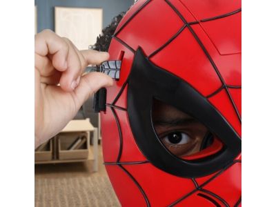 Hasbro Spiderman Marvel Spider-Man Glow FX Μάσκα, Light-Up Role Play F8839